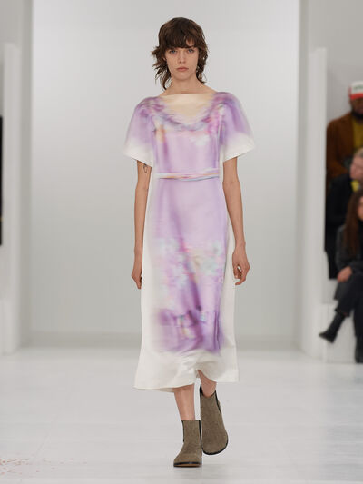 Herbst/Winter 2023 LOEWE Damen-Show