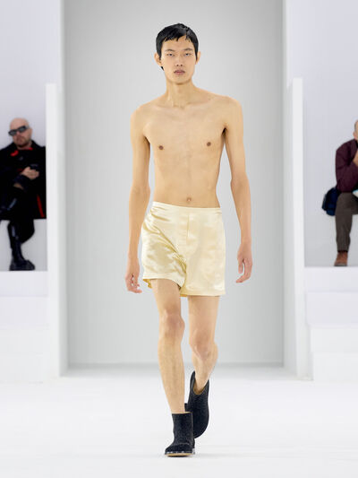 Fall winter 23 LOEWE men show look 5