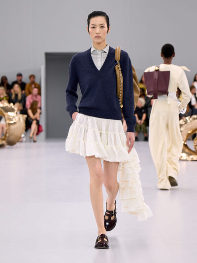 Spring Summer 2024 LOEWE Women show