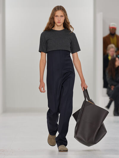 Herbst/Winter 2023 LOEWE Damen-Show