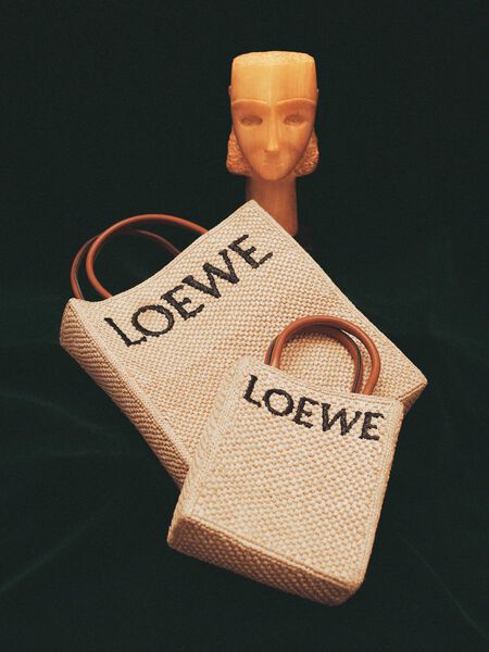 nuevos totes LOEWE SS23