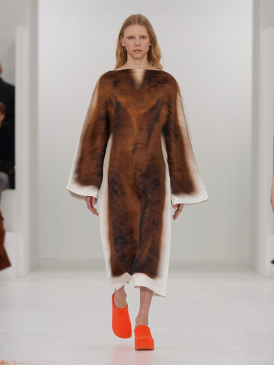 Herbst/Winter 2023 LOEWE Damen-Show