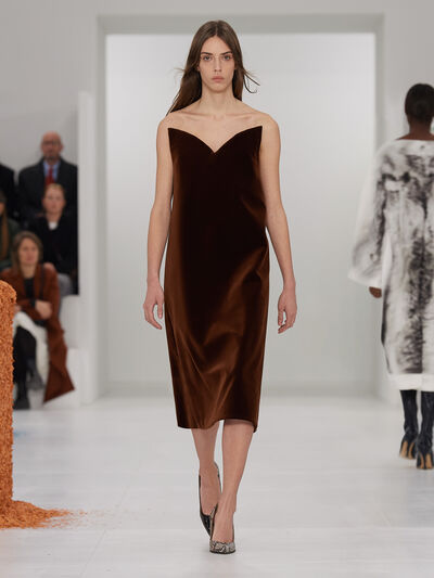 Herbst/Winter 2023 LOEWE Damen-Show