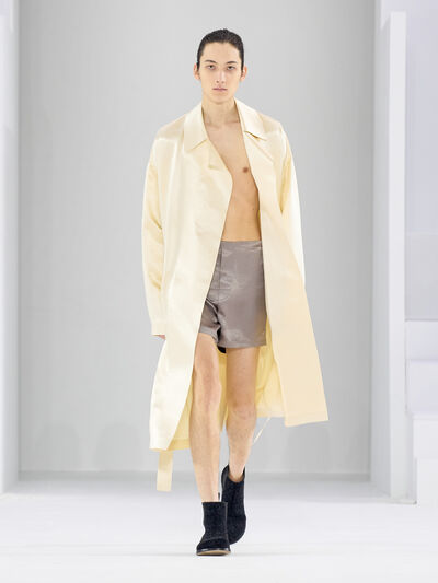 Fall winter 23 LOEWE men show look 10