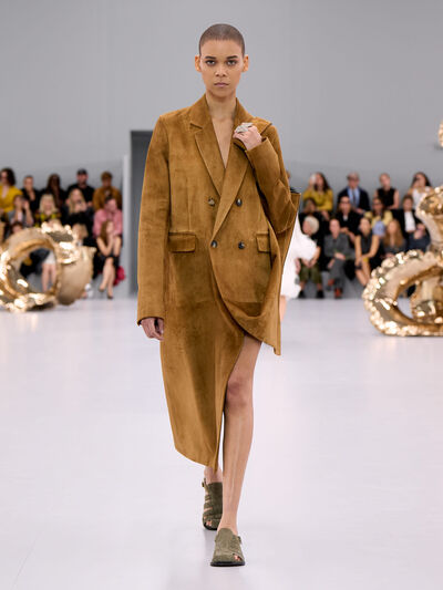 Spring Summer 2024 LOEWE Women show