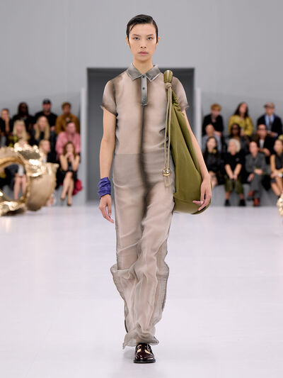 Spring Summer 2024 LOEWE Women show