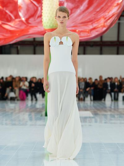 Look 35 della sfilata Donna LOEWE Primavera Estate 2023