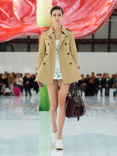 Spring summer 23 LOEWE women show look 18