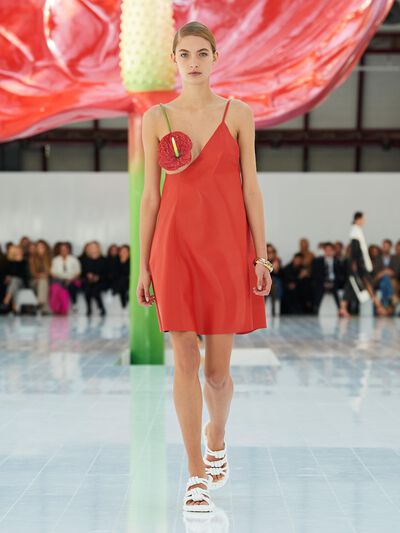 Look 28 della sfilata Donna LOEWE Primavera Estate 2023