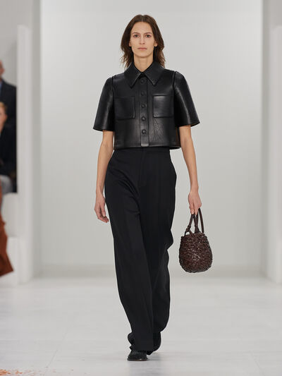 Herbst/Winter 2023 LOEWE Damen-Show