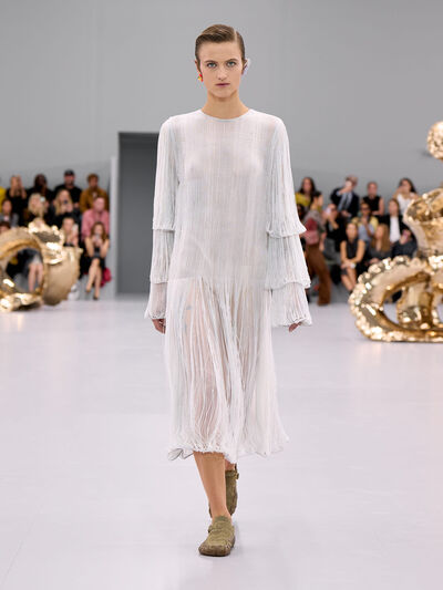 Spring Summer 2024 LOEWE Women show