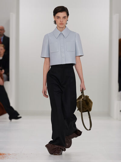 Fall Winter 2023 LOEWE Women show